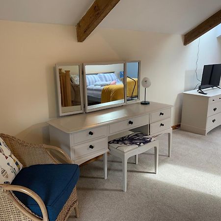 1 Bed-Pet Friendly-Parking-Patio-Close To Coasts North Hill Exterior foto
