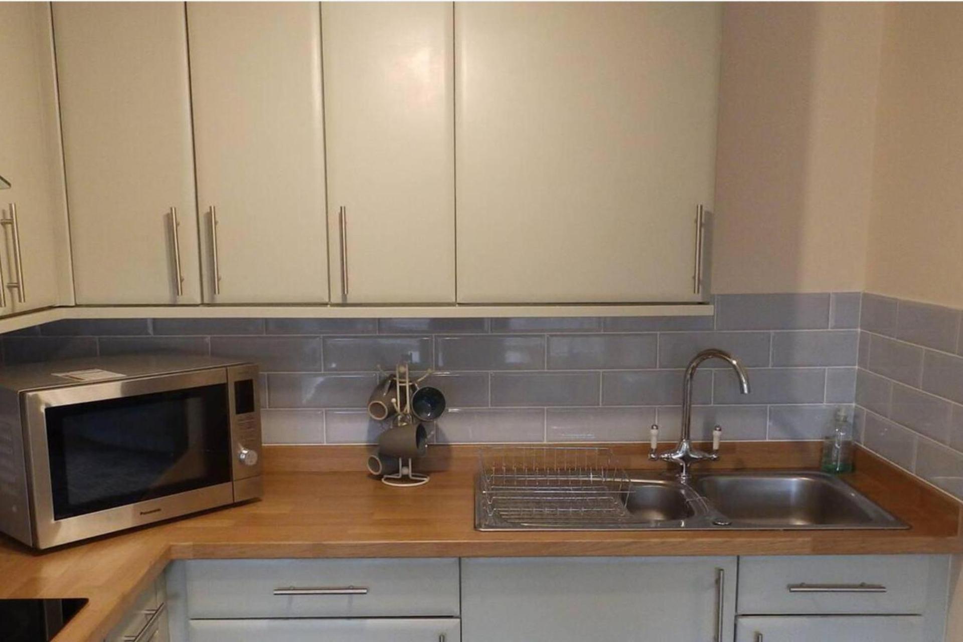1 Bed-Pet Friendly-Parking-Patio-Close To Coasts North Hill Exterior foto